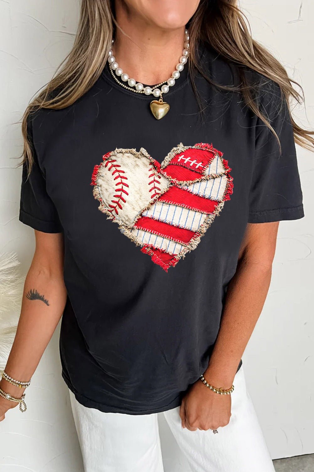 Baseball Distressed Heart Graphic Tee | Short Sleeve | Black - ShopNQlik
