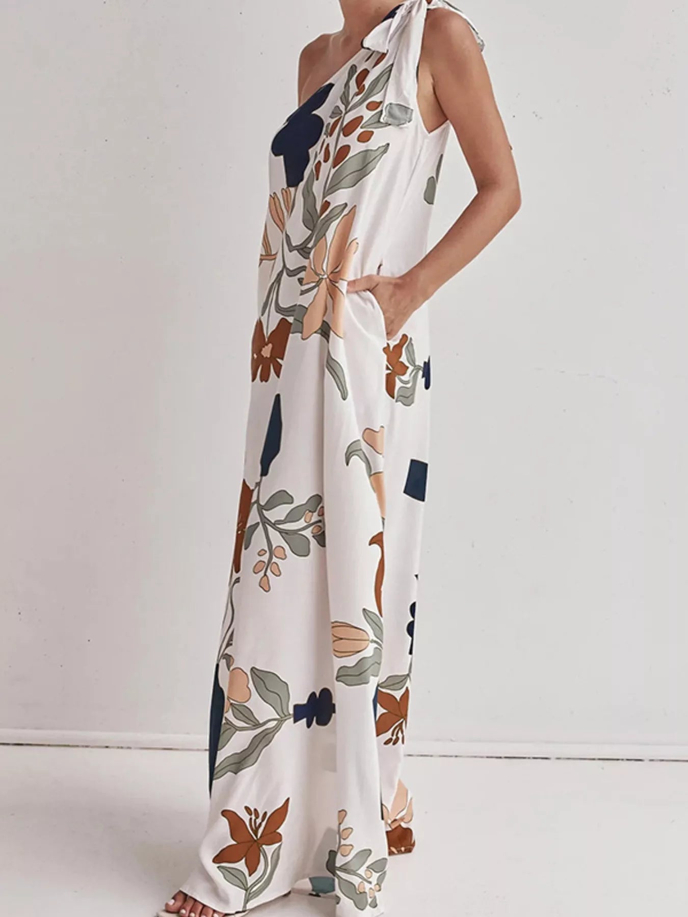 Bohemian Floral Print One-Shoulder Maxi Dress - ShopNQlik