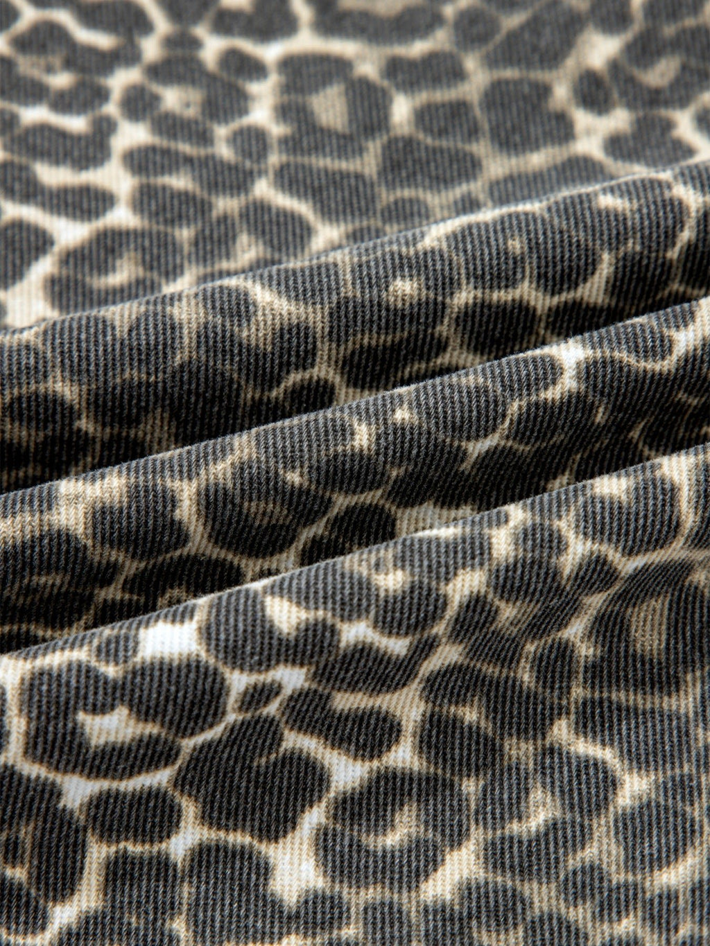 Leopard Print Short Sleeve Denim Shirt - ShopNQlik