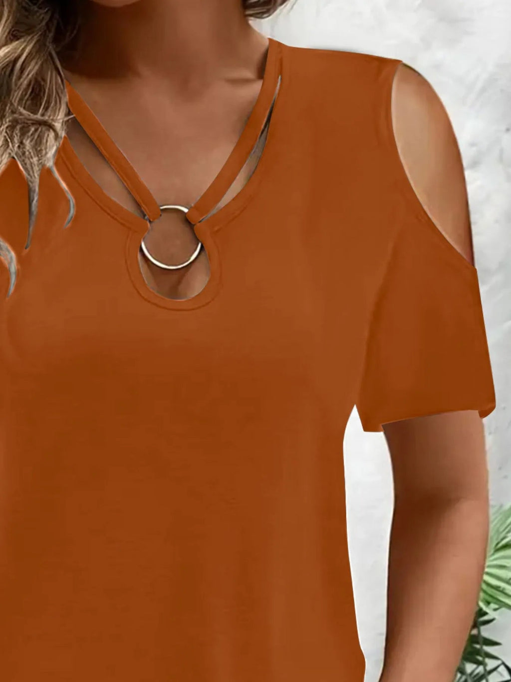 Women's Cold Shoulder T-Shirt – Metal Ring Cutout Detail - ShopNQlik